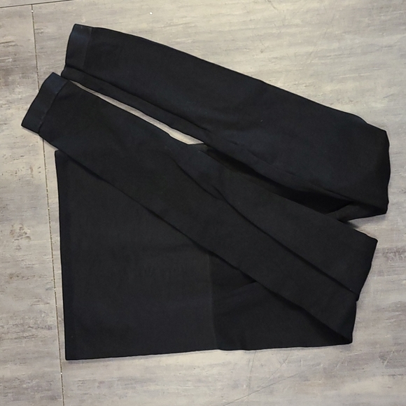 New Postpartum leggings black size small - Picture 2 of 3